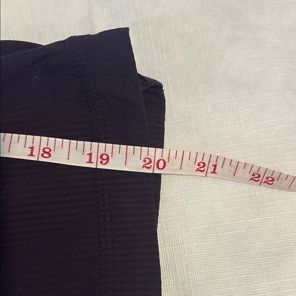 lululemon athletica studio Capris with Wide Waistband - Picture 6 of 6